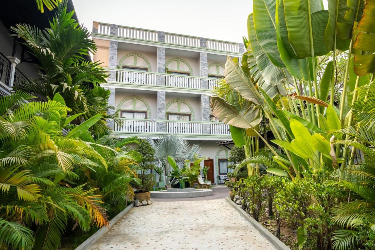 Reveal Angkor Hotel Siem Reap Exterior photo